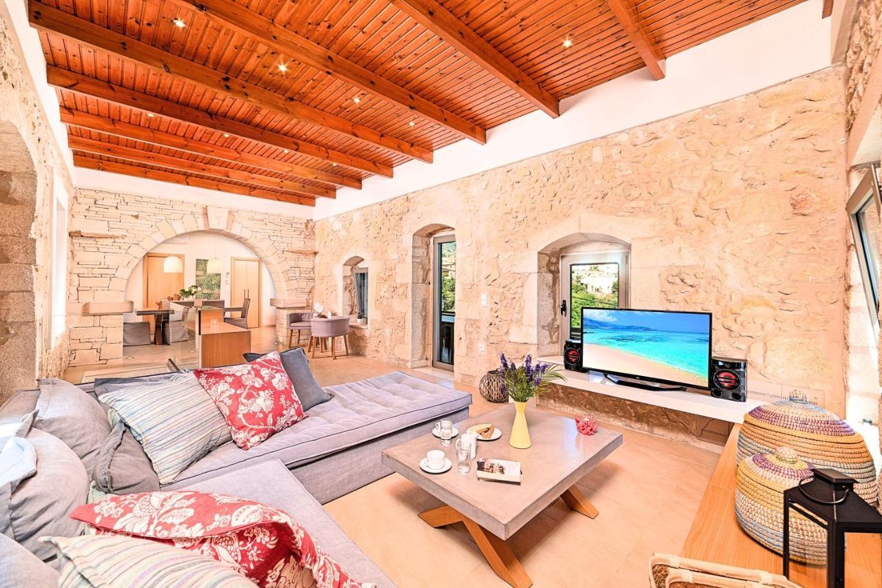 Acrothea Villa Heated Pool Hriszí Aktí Haniá Kültér fotó